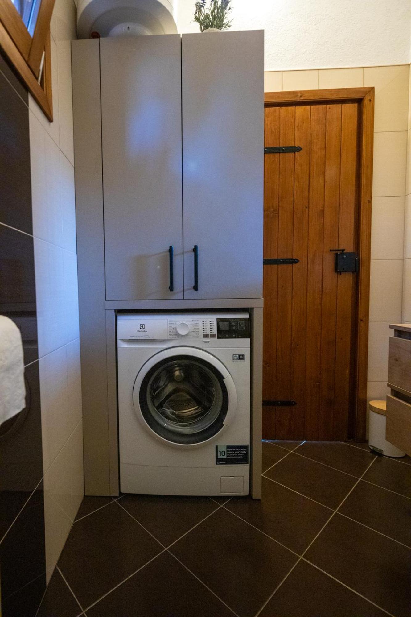 Holiday Home Svemir Драге Екстериор снимка